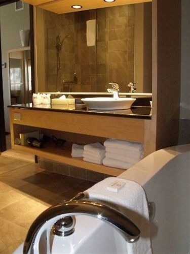 Hotel Le Dauphin St-hyacinthe Saint-Hyacinthe